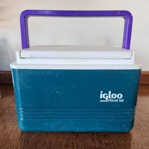 Igloo polar 6 holds six cans vintage '90s teal purple personal ice chest cooler